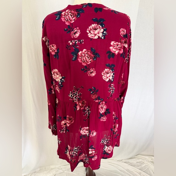 Torrid Burgundy Floral Button Front Top - Torrid Size 3 (22-24, 3X) - Picture 9 of 11